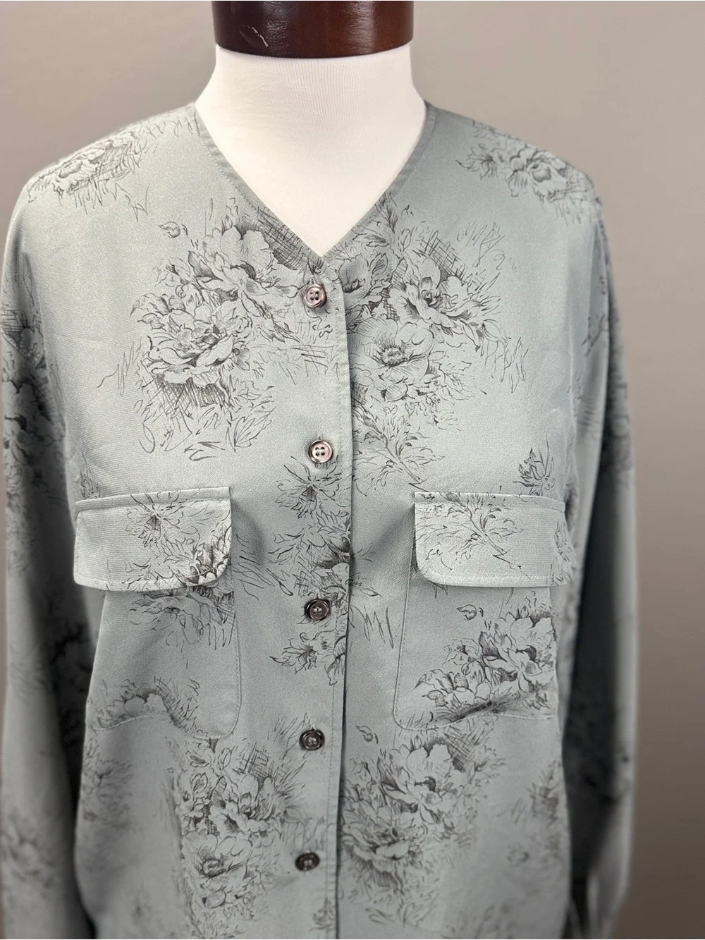 Jones New York Floral Blouse Women's Long Sleeve Button Front Career Top Sz 12